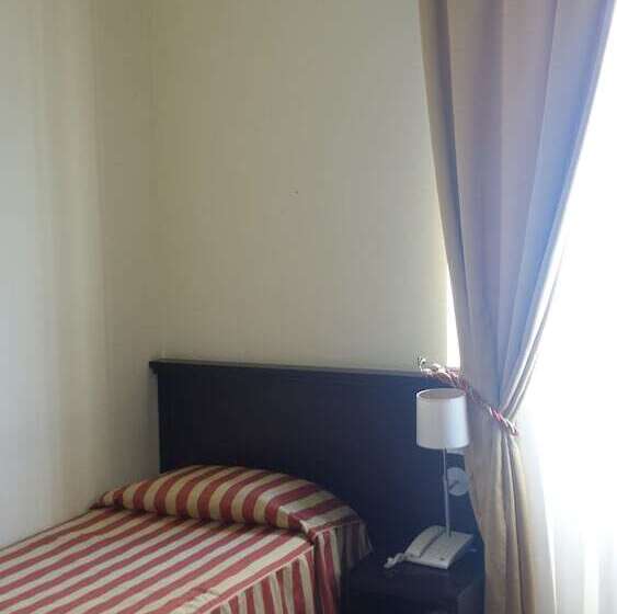 수피리어 싱글 룸, Due Colonne