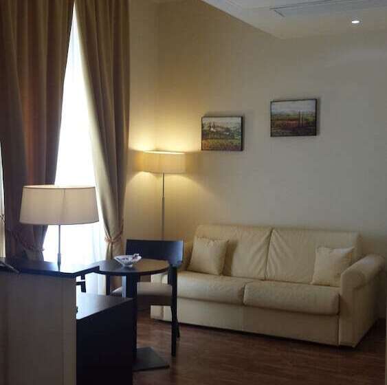 주니어 스위트, Due Colonne