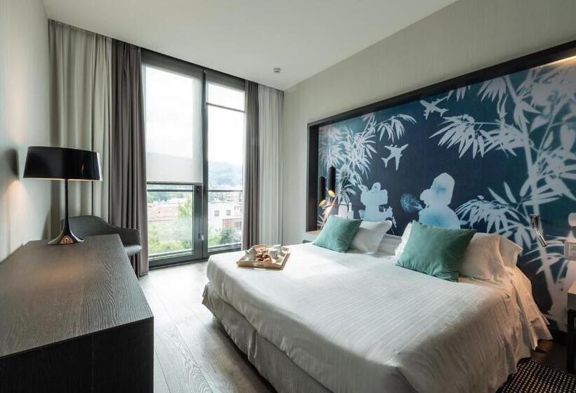 سوییت لوکس, Duparc Contemporary Suites