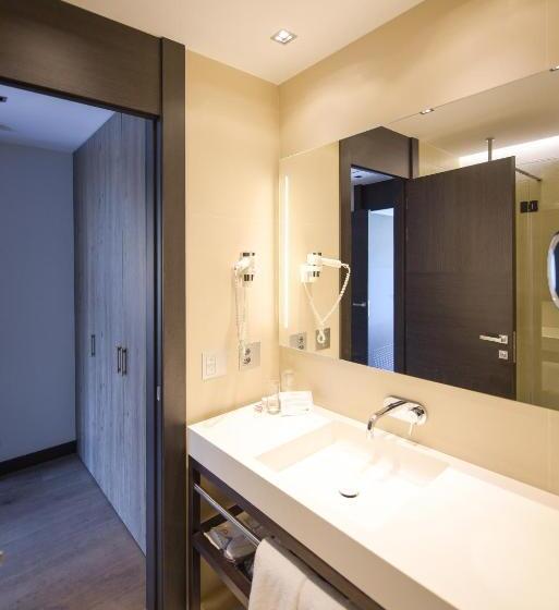 سوییت سوپریور, Duparc Contemporary Suites