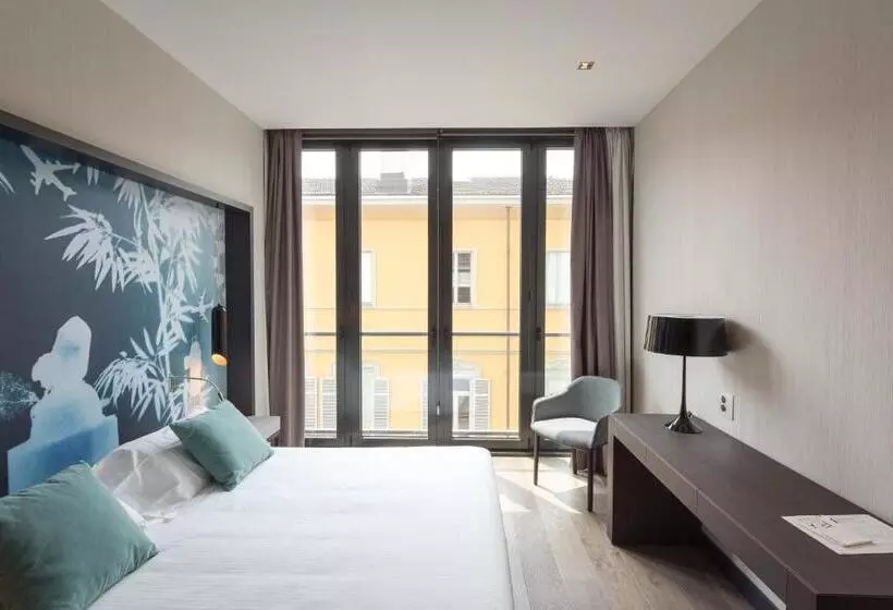سوییت سوپریور, Duparc Contemporary Suites