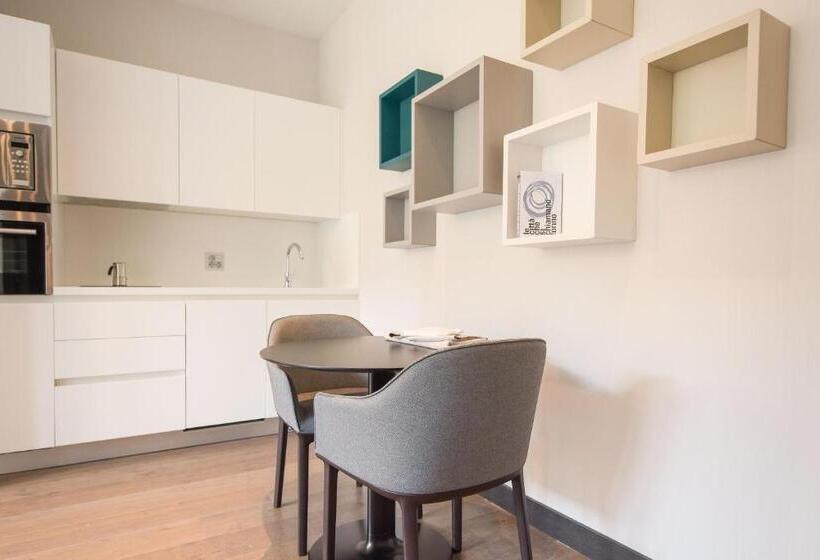 سوییت سوپریور, Duparc Contemporary Suites