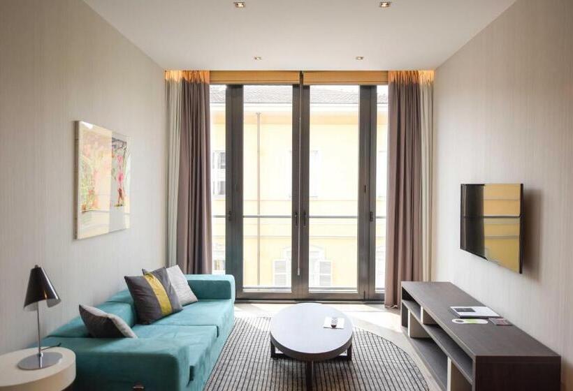 سوییت سوپریور, Duparc Contemporary Suites