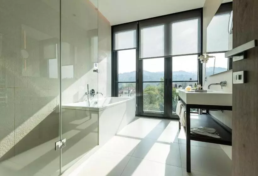 سوییت جونیور سوپریور, Duparc Contemporary Suites