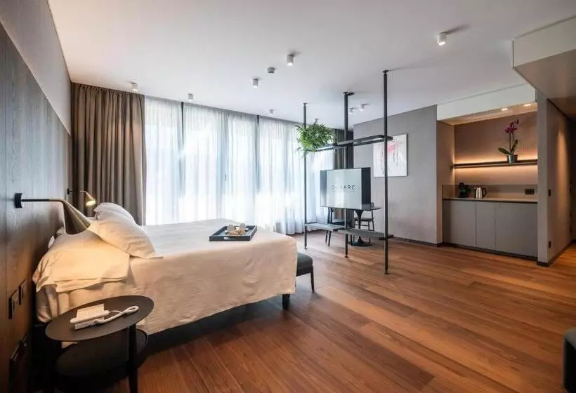 سوئیت جونیور با تراس, Duparc Contemporary Suites