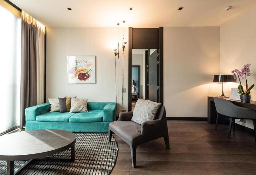 سوییت سوپریور, Duparc Contemporary Suites