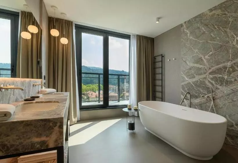 سوئیت جونیور با تراس, Duparc Contemporary Suites