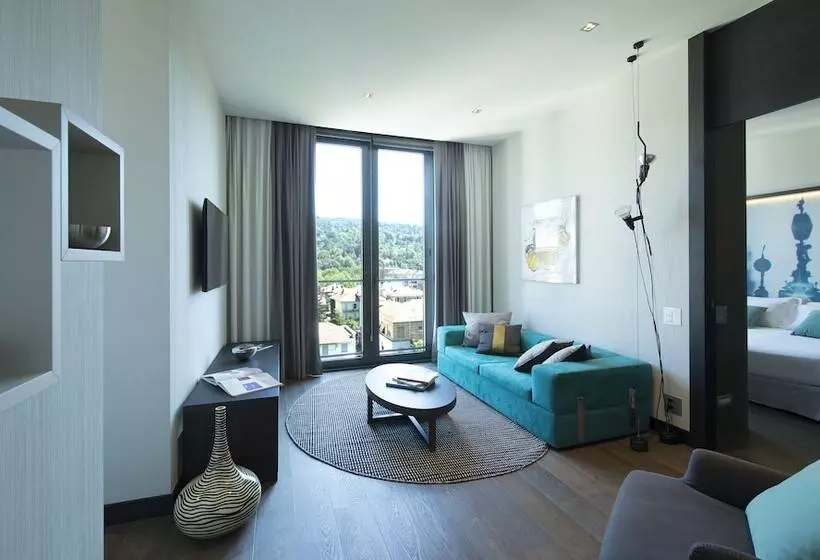 سوییت سوپریور, Duparc Contemporary Suites