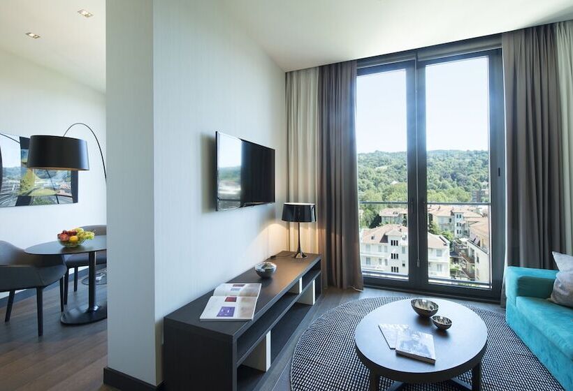 سوییت سوپریور, Duparc Contemporary Suites