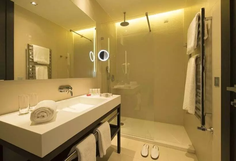 سوییت سوپریور, Duparc Contemporary Suites