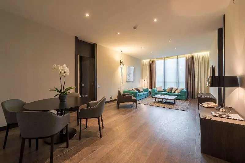سوییت لوکس, Duparc Contemporary Suites