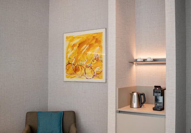 سوییت جونیور لوکس, Duparc Contemporary Suites