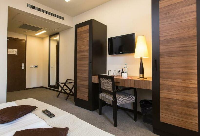 اتاق استاندارد, Europa Royale Bucharest