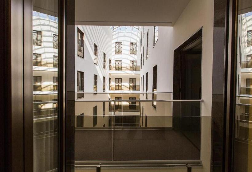 اتاق استاندارد یک نفره, Europa Royale Bucharest