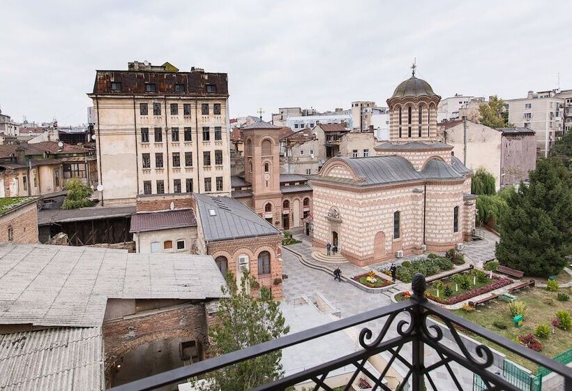 سوییت, Europa Royale Bucharest