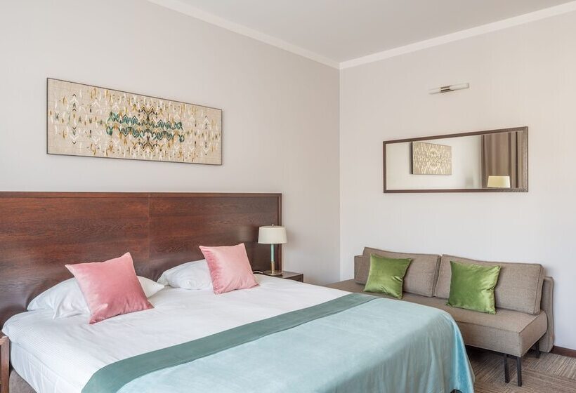 古典房间, Europeum