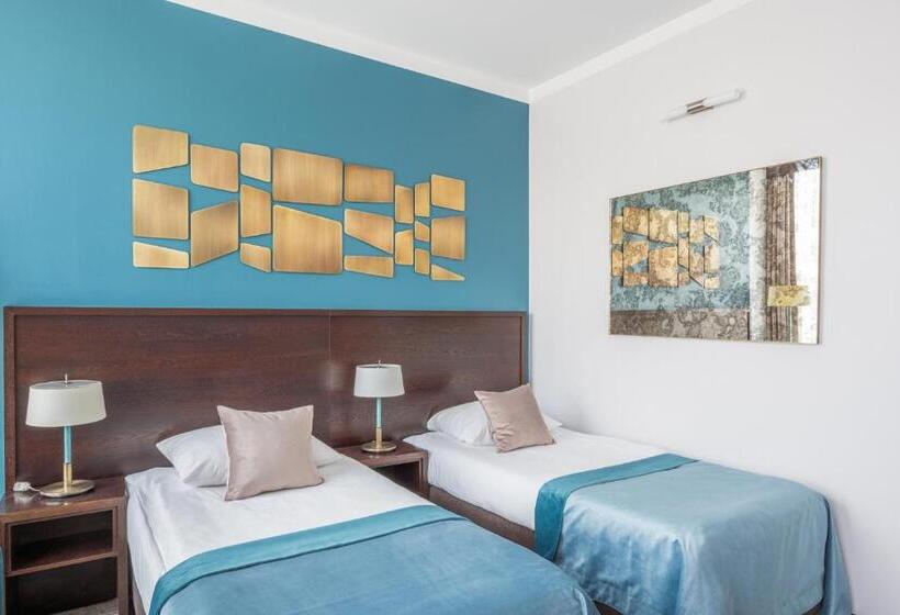 古典房间, Europeum