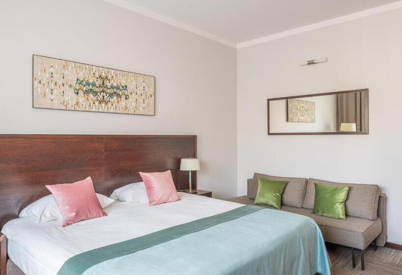 古典房间, Europeum