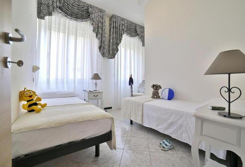 Camera Familiare Superiore, Fabrizio