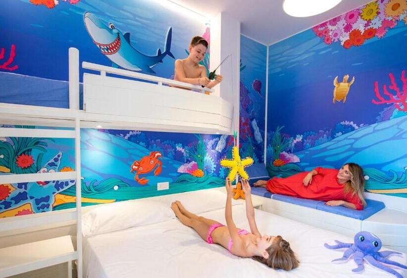 Camera Quadrupla Superiore, Fabrizio