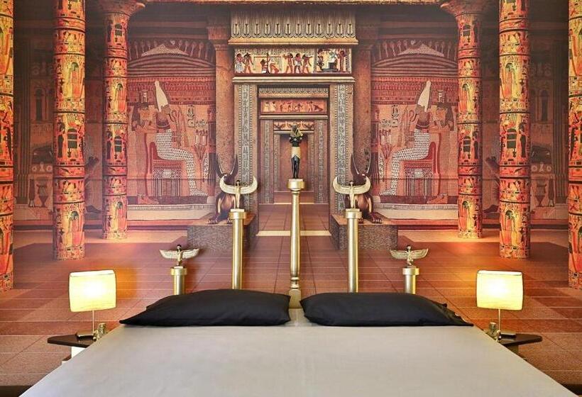 Camera Quadrupla Superiore, Fabrizio