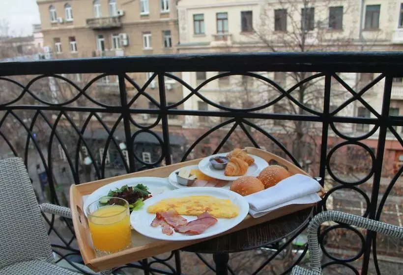 اتاق سوپریور, Frapolli Hotel On Deribasivska Street