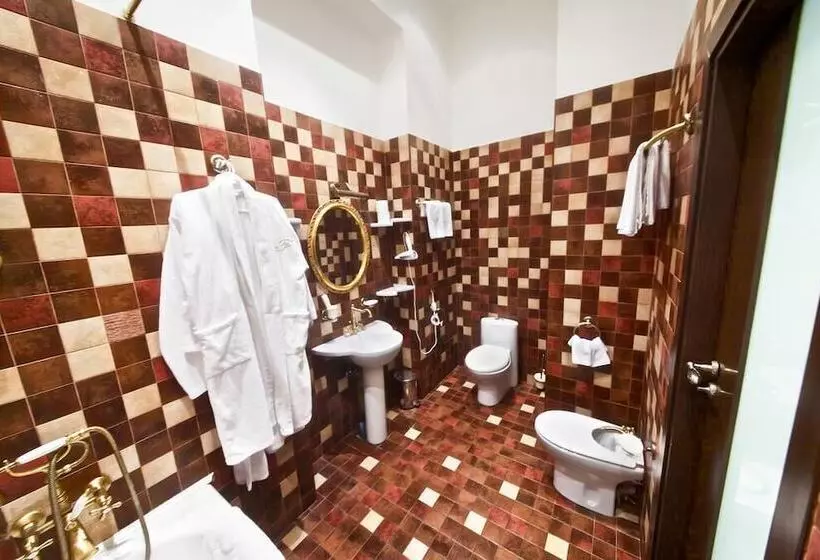 آپارتمان 1 خوابه, Frapolli Hotel On Deribasivska Street