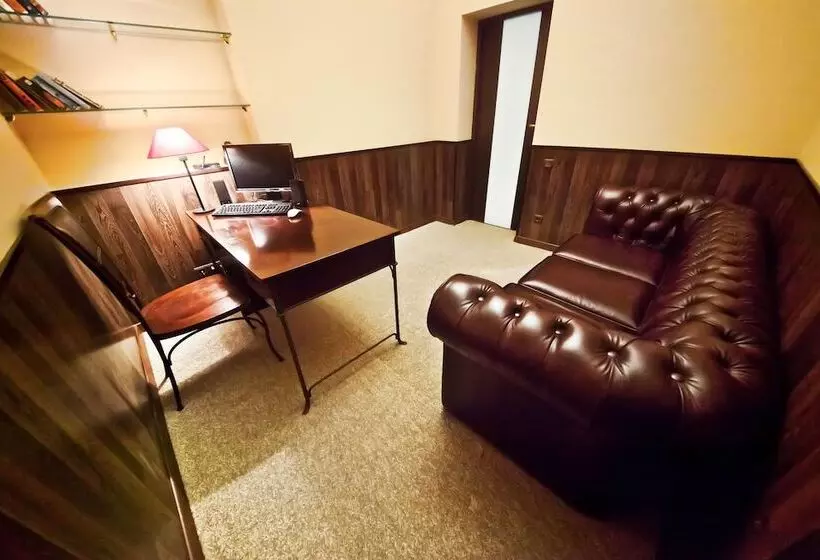 آپارتمان 1 خوابه, Frapolli Hotel On Deribasivska Street