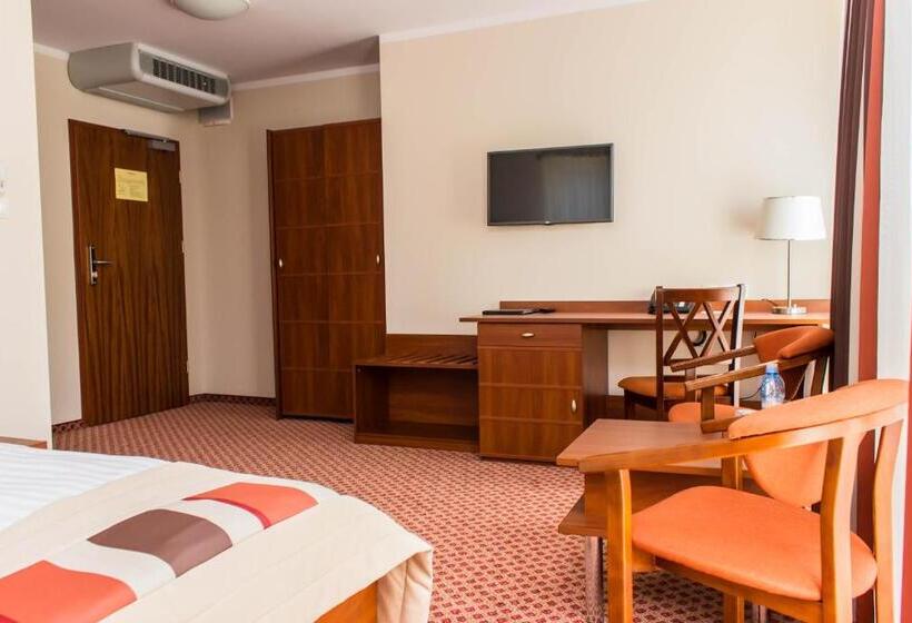 غرفة ديلوكس, Gromada Warszawa Centrum