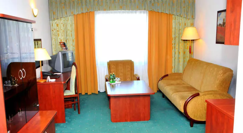 اتاق کلاس بیزنس, Gromada Warszawa Centrum