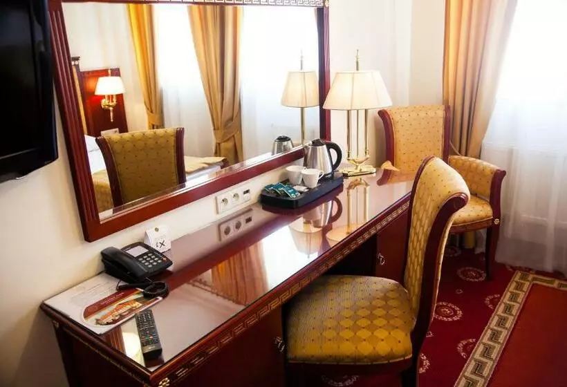 اتاق استاندارد یک نفره, Holiday Park