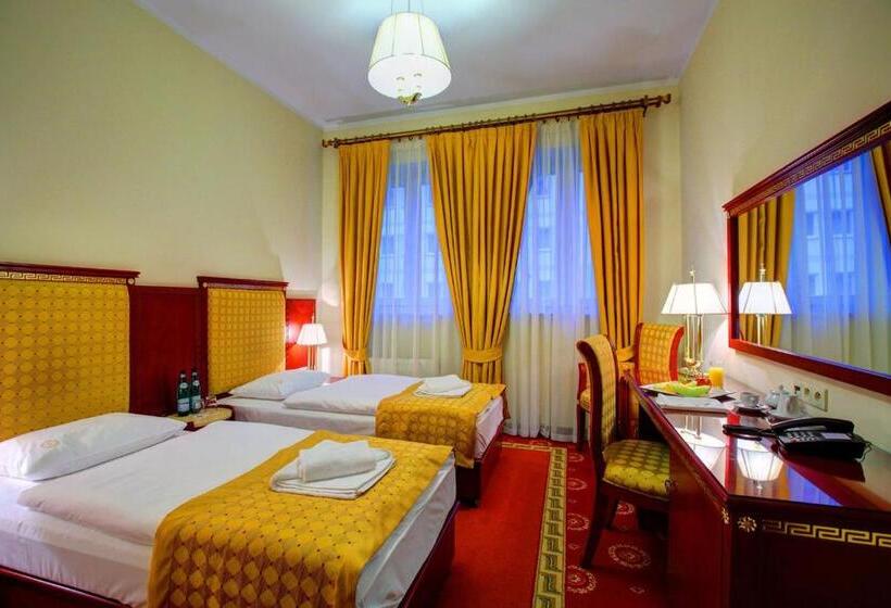 豪华房间, Holiday Park