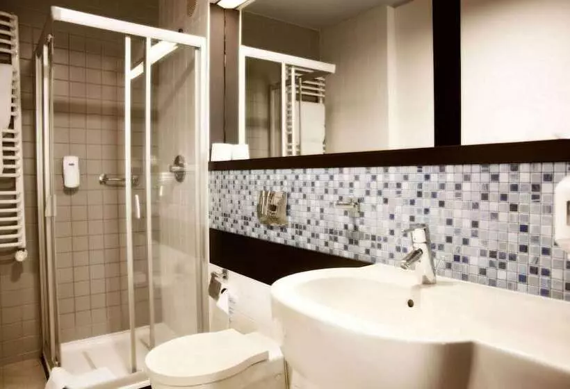 Standard-huone, Hotton