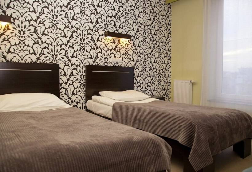 Номер Стандарт, Hotton