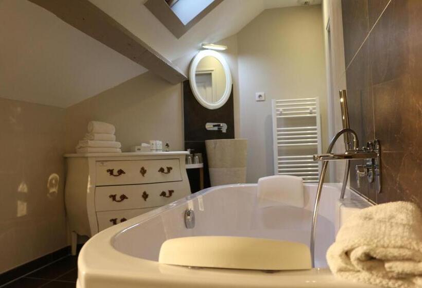 סוויטת פנטהאוז, Jean Moët