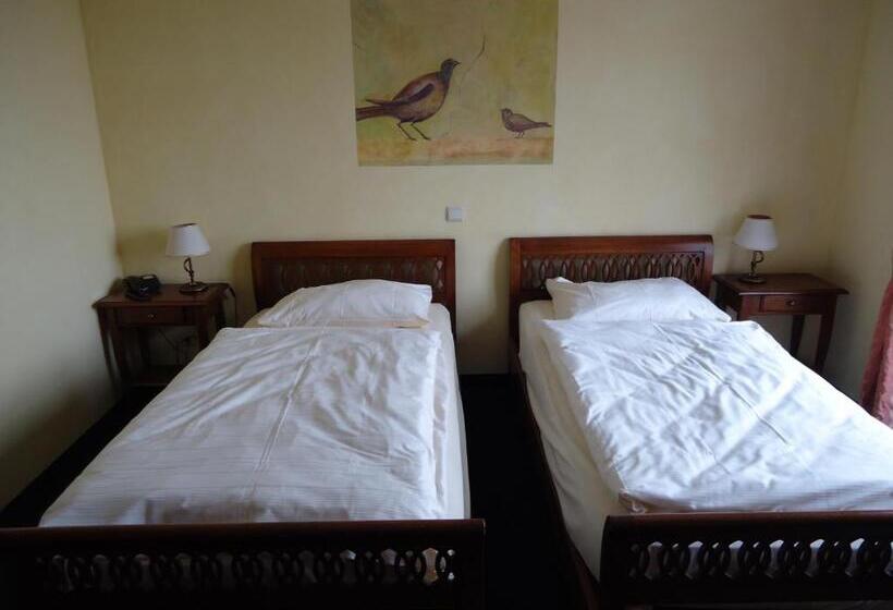 غرفة قياسية فردية, Landhaus Milser