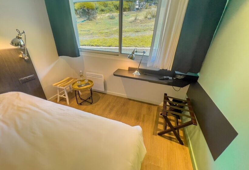 غرفة قياسية, Le Cardinal  Belleileenmer