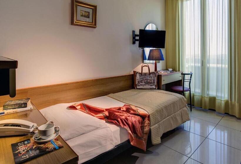 带海景的标准单人间, Le Tegnue