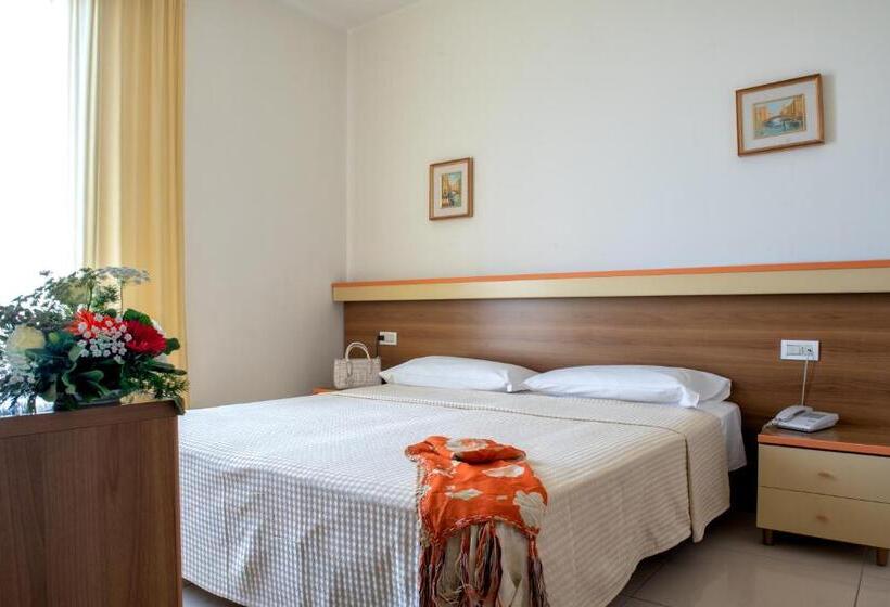 标准间, Le Tegnue