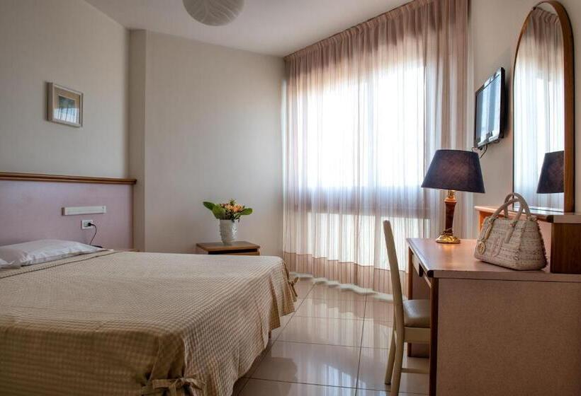 标准间, Le Tegnue