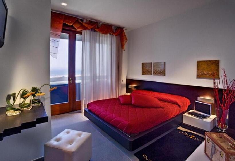 小型套房带海景, Le Tegnue