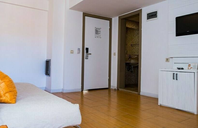 חדר משפחתי, Mersoy Exclusive