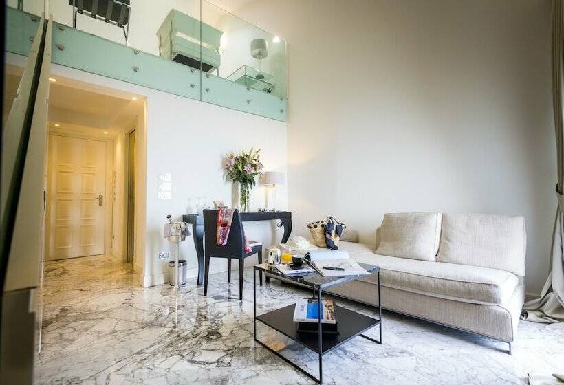 オーシャンビュースイート, Metropole Taormina