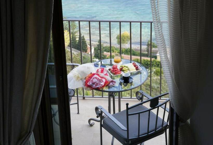 オーシャンビューデラックスルーム, Metropole Taormina