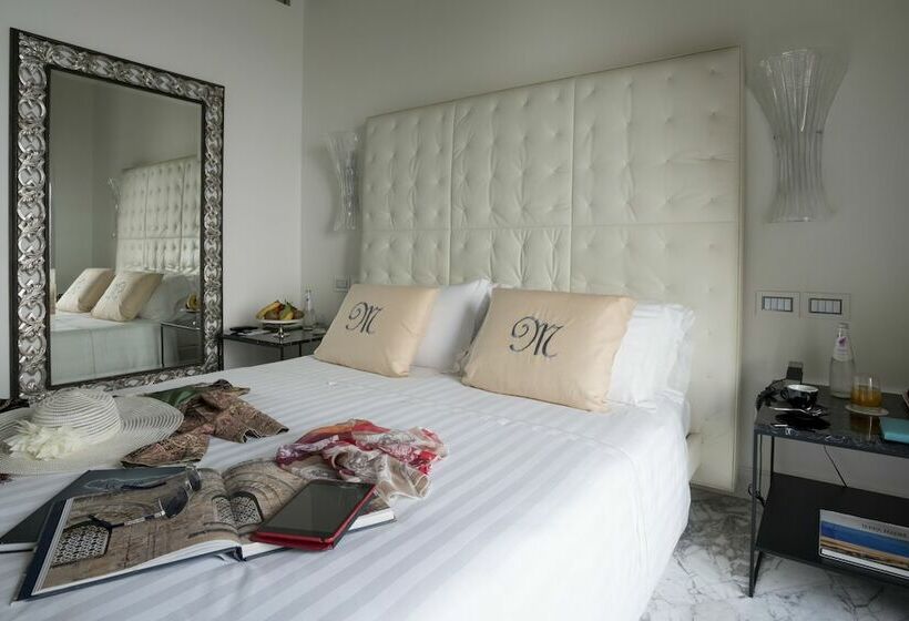 Полулюкс Вид на Море, Metropole Taormina