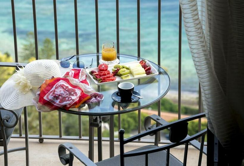 オーシャンビュージュニアスイート, Metropole Taormina