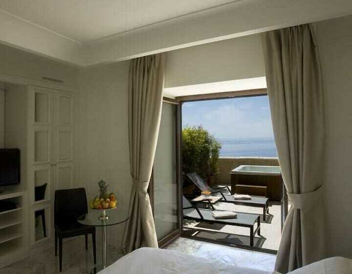 Номер Deluxe Вид на Море, Metropole Taormina