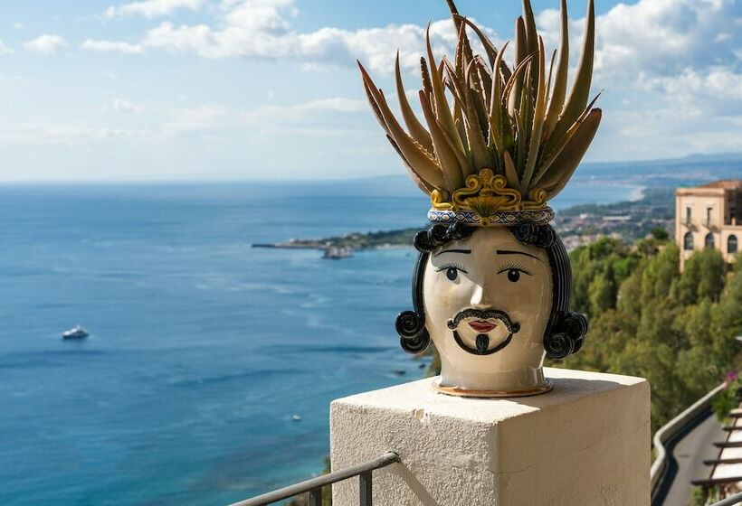 オーシャンビューデラックスルーム, Metropole Taormina