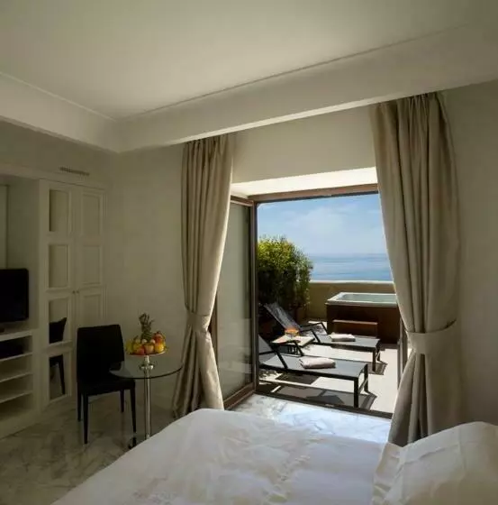 Deluxe Room with Terrace