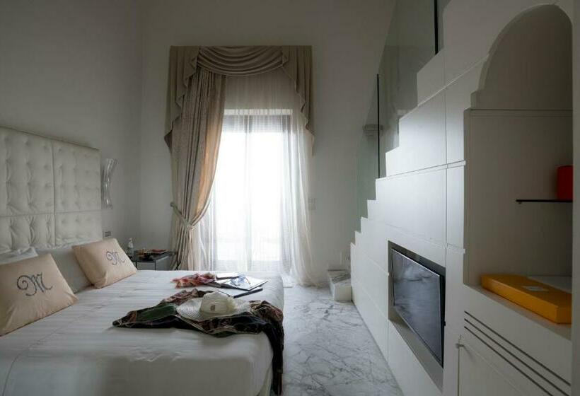 Полулюкс Вид на Море, Metropole Taormina